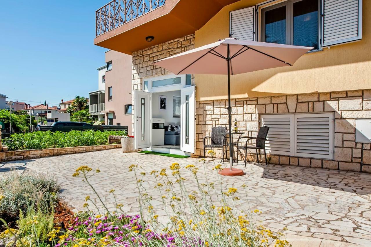 Apartment Anastasia Ровинь Экстерьер фото